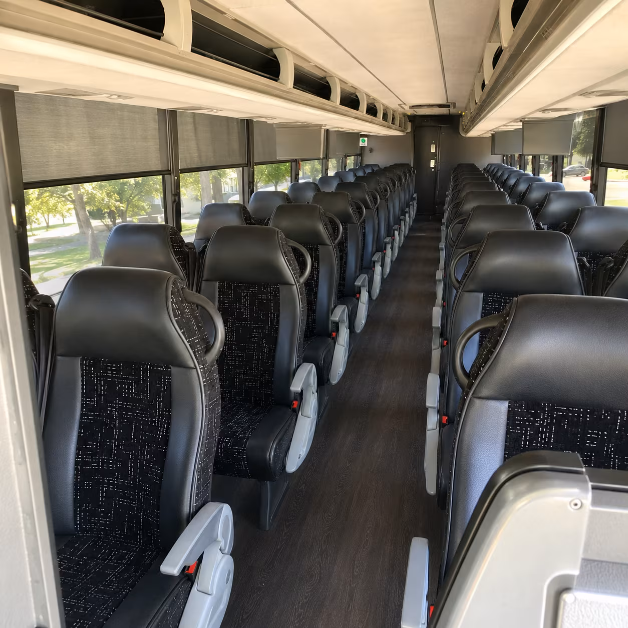 charter buses for multi day conference groups at desert diamond arena