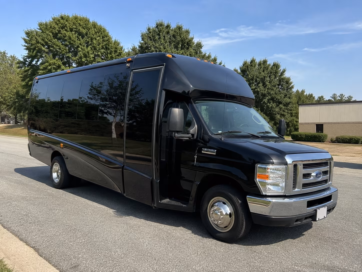 glendale airport transportation onboard seating