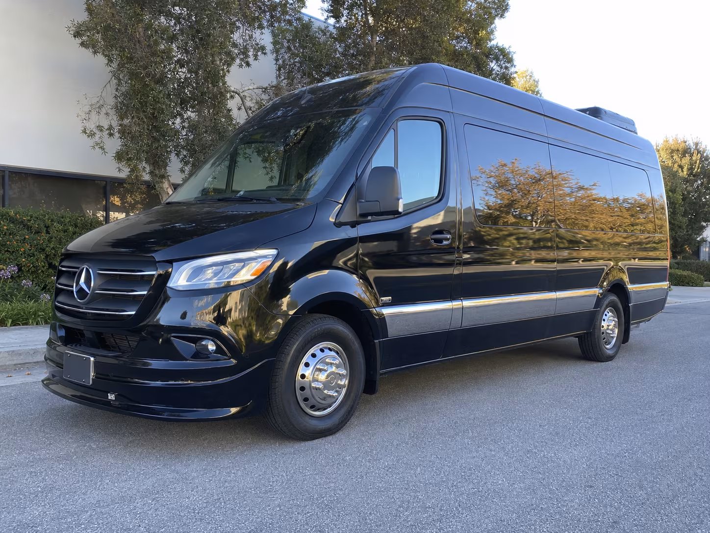 sprinter vans and minibuses for executive corporate transportation in glendale